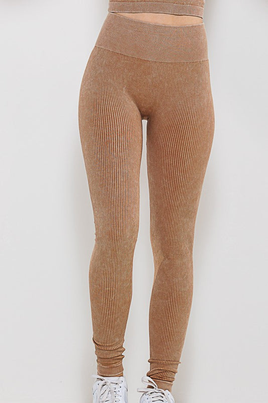 The Perfect Ribbed Leggings in Camel