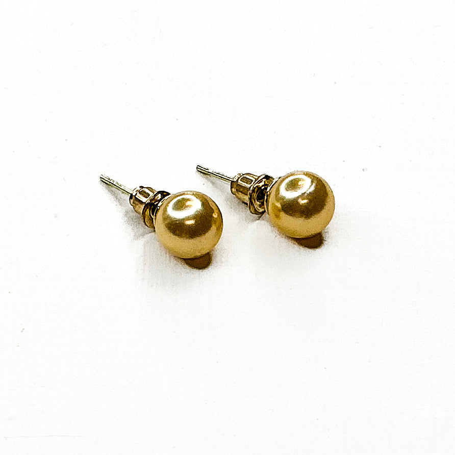 Gorgeous Gold Pearl Studs