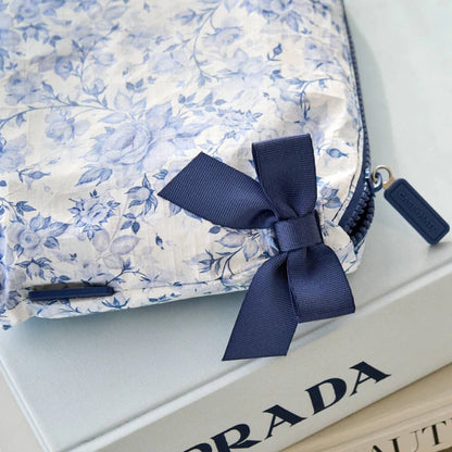 Casemate Something Navy Bow Makeup Bag