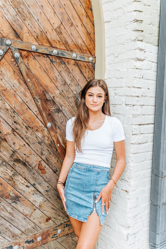 The Jacey Baby Tee Ribbed Top in White | One Size