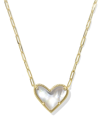 Kendra Scott Ari Heart Statement Gold Short Pendant Necklace