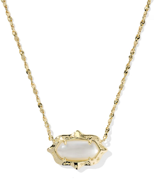 Kendra Scott Elisa Scallop Frame Gold Pendant Necklace in Mother of Pearl