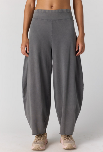 Free People Hot Shot Easy Pant in Vintage Black