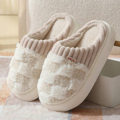 Cream Checked Slippers