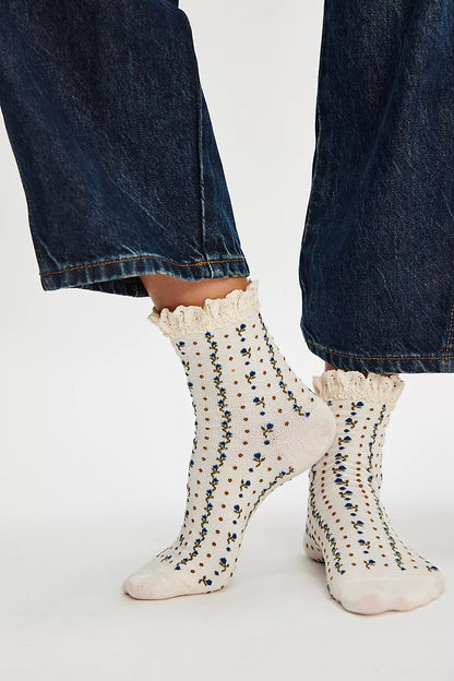 Free People Rosebud Waffle Knit Ankle Socks